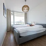 Sterflat 99 * Egmond aan Zee