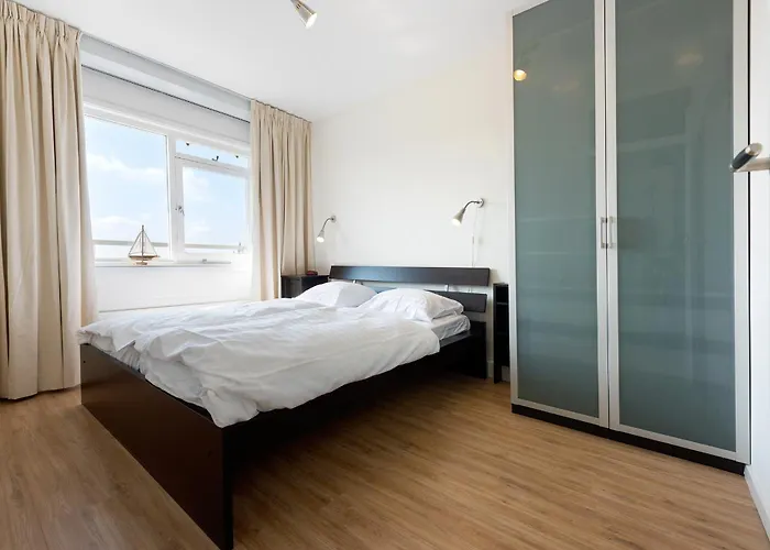 Sterflat 99 * Egmond aan Zee